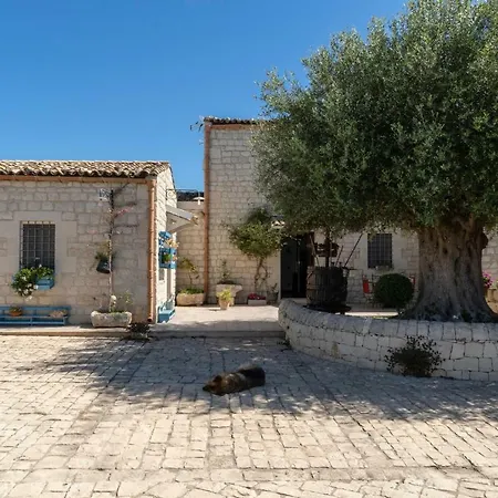 Apartment La Casazza - Country House Rosolini
